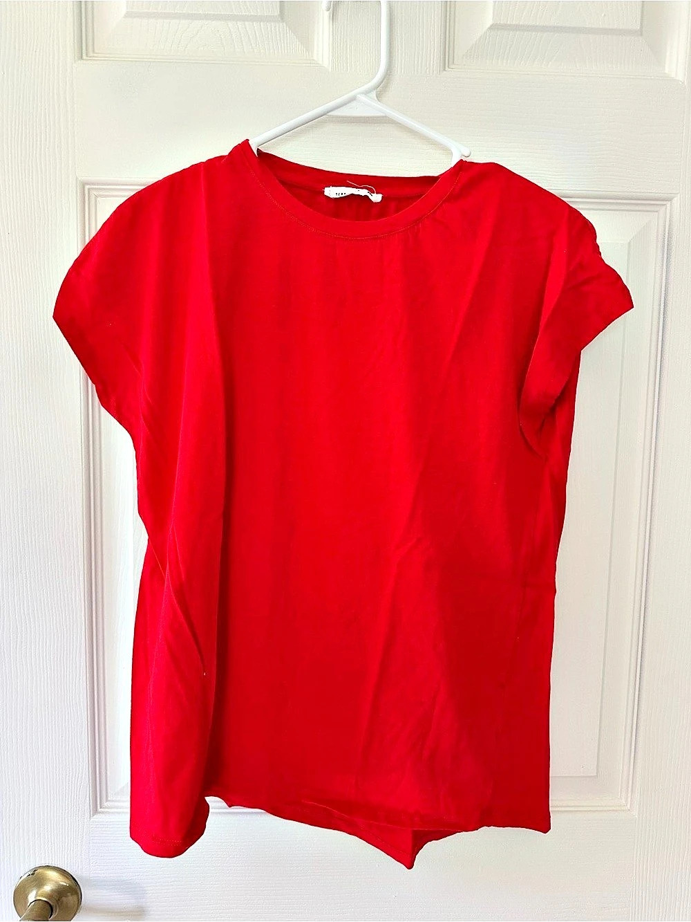 Terranova Short Sleeve Top in Red Size Medium Like New